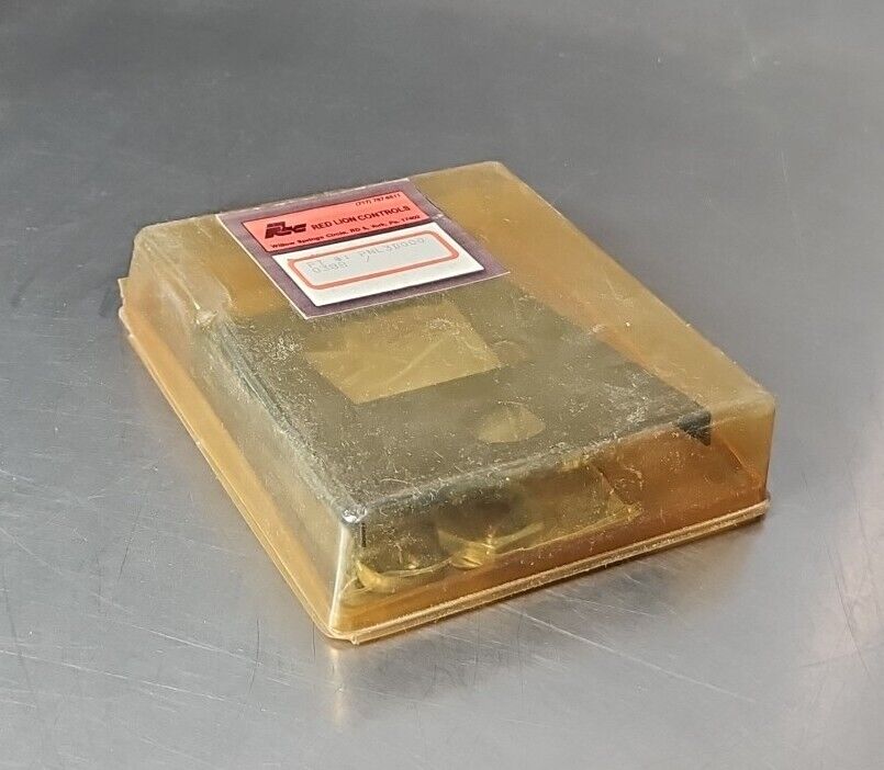 Red Lion PNL3D000 PANEL FOR LYNX SERIES W/KEYLOCK.                      Loc4E-29