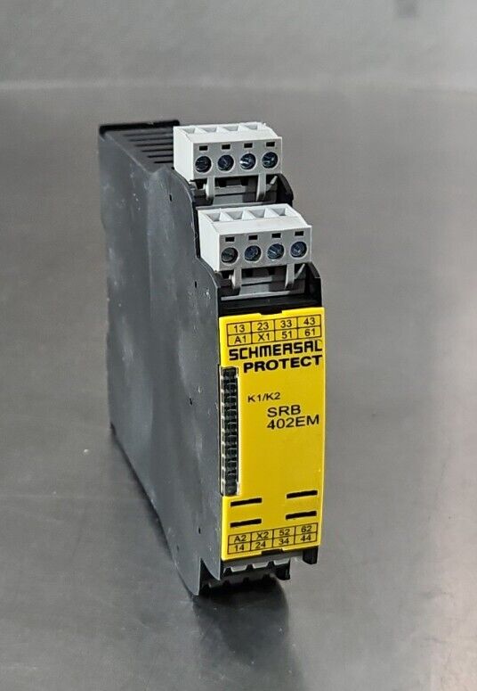 SCHMERSAL SRB402EM-24V RELAY.      3A-16