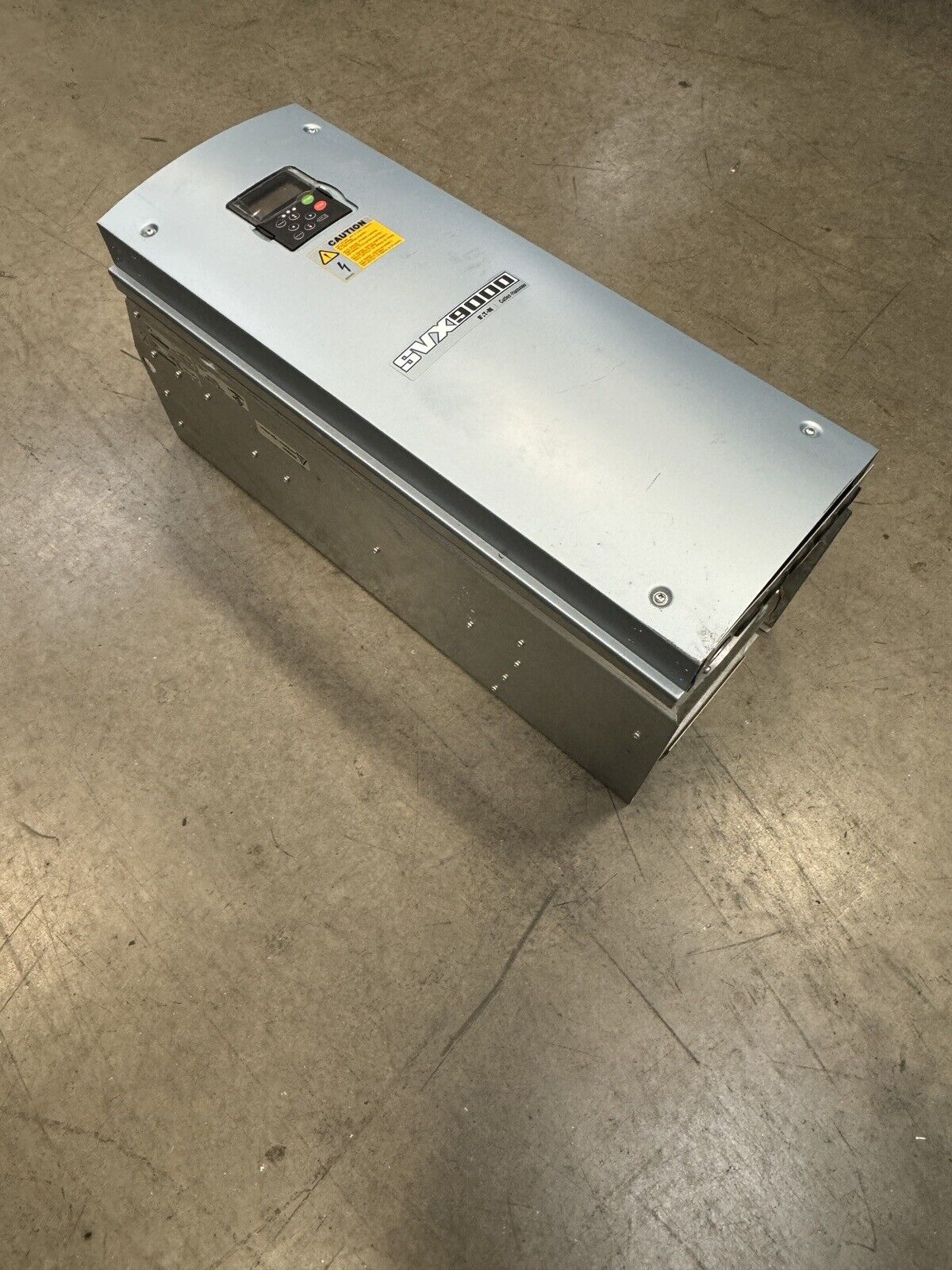 SVX100A14A1N1 Cutler Hammer 140A 460V 100HP SVX9000