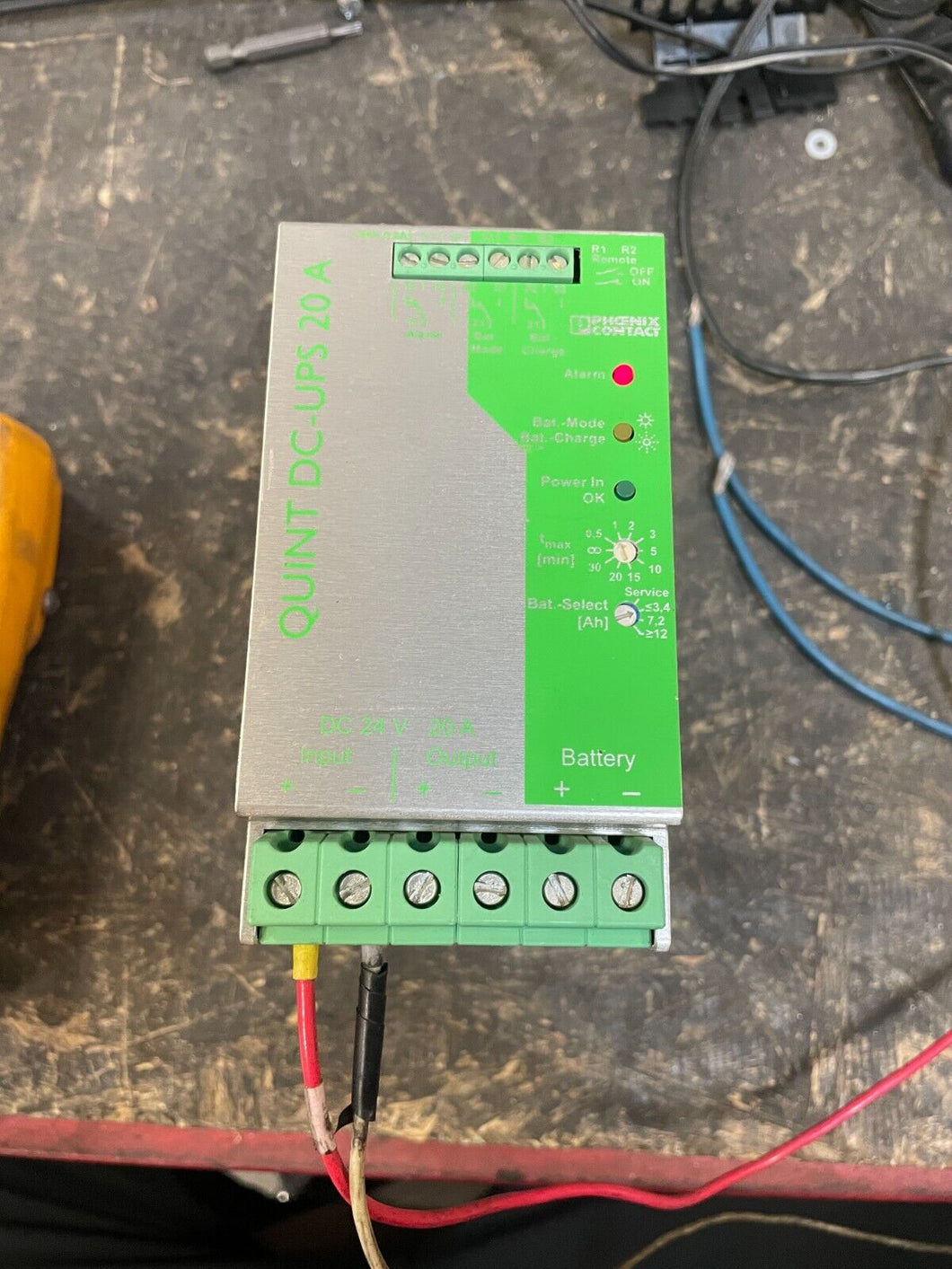 Phoenix Contact 2866239 QUINTDCUPS 20A 24V Uninterruptible Power Sup