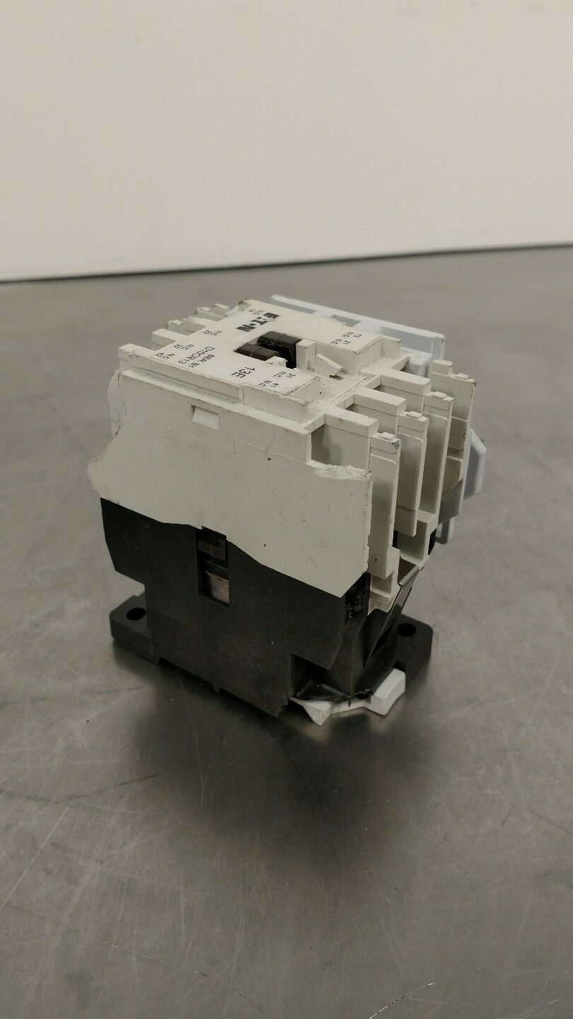 EATON D15CR13 Ser. B1 13E Multipole Relay                                  4E-12