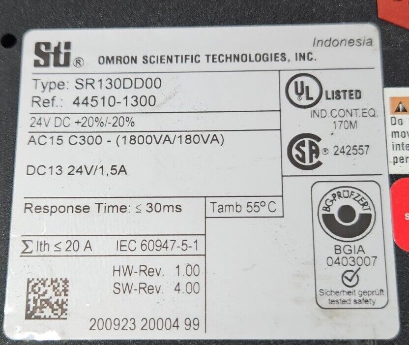 OMROM STI SR130DD00 Safety Relay 1.25A 24DC Sin Rail Mount.             Loc 3B-9
