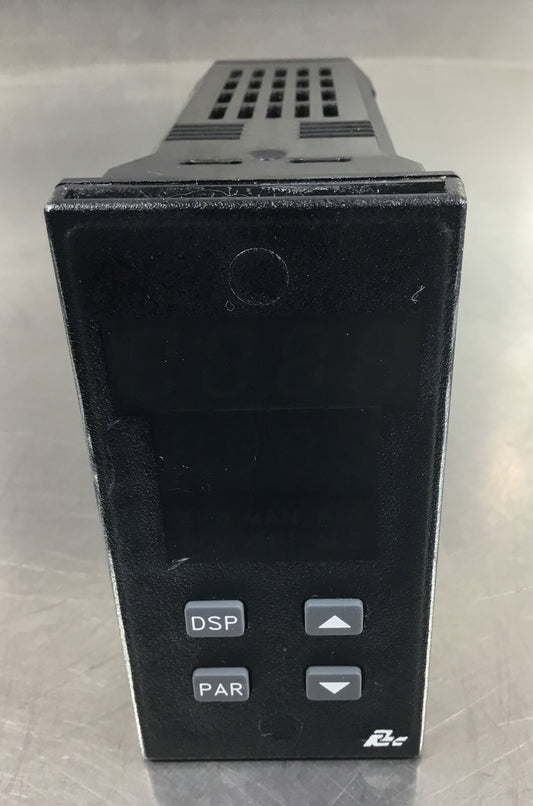 RED LION CONTROLS  TCU01004  Temperature Controller        2C