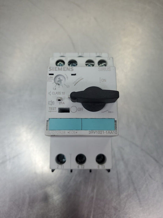 SIEMENS SIRIUS 3RV1021-1AA10 MOTOR STARTER PROTECTOR CIRCUIT BREAKER.       3C-1