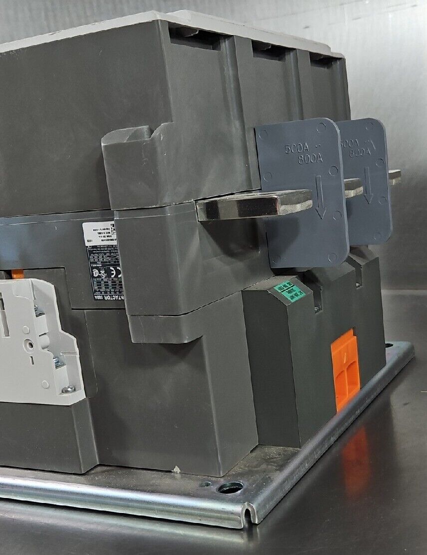 CARLO GAVAZZI CC500 CONTACTOR 500AMP 200-240VAC/200-220VDC.                   4F