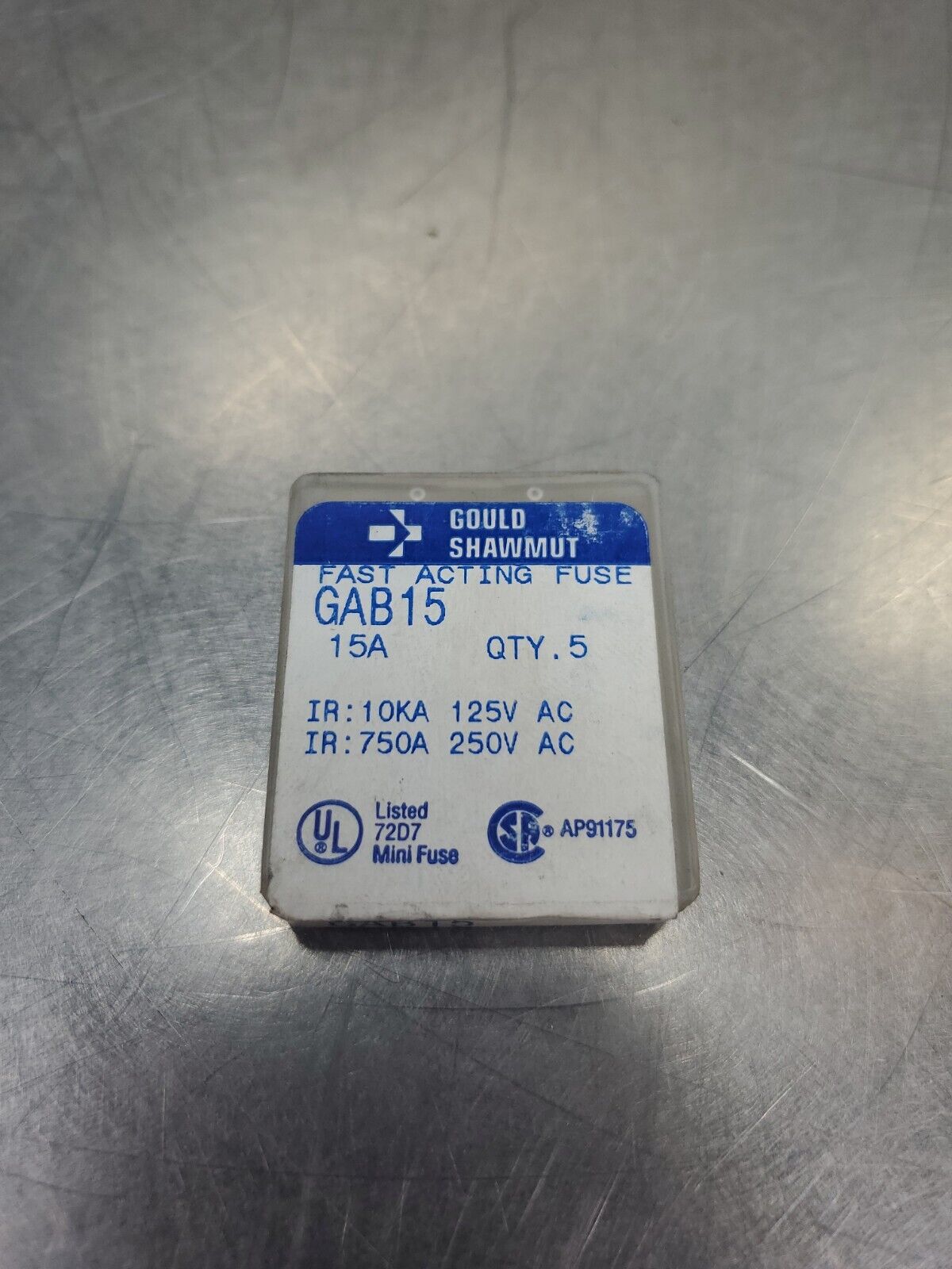 Gould Shawmut GAB15 Fast Acting Fuse 250VAC 15 AMP.                     4D-BOX#2