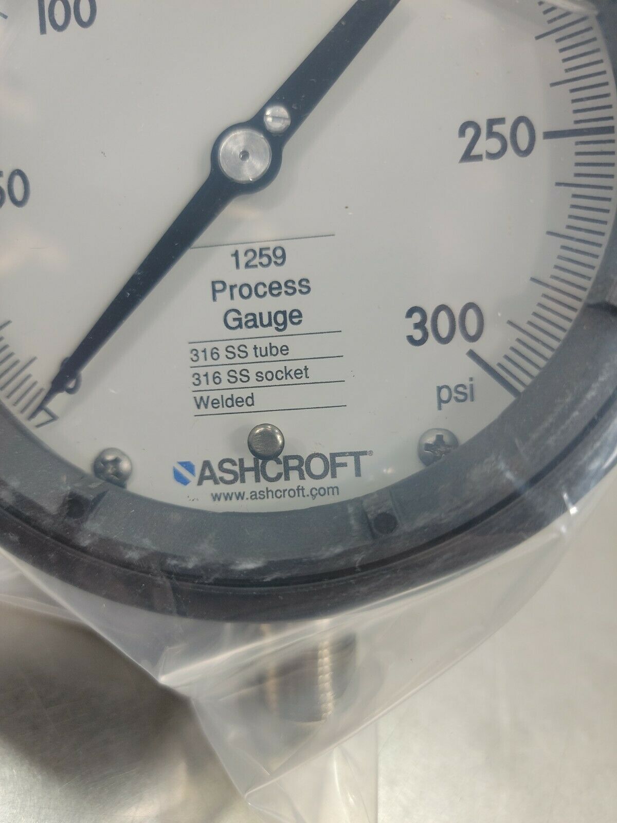 ASHCROFT Instruments 45-1259SL-04L 300# NEW loc6C