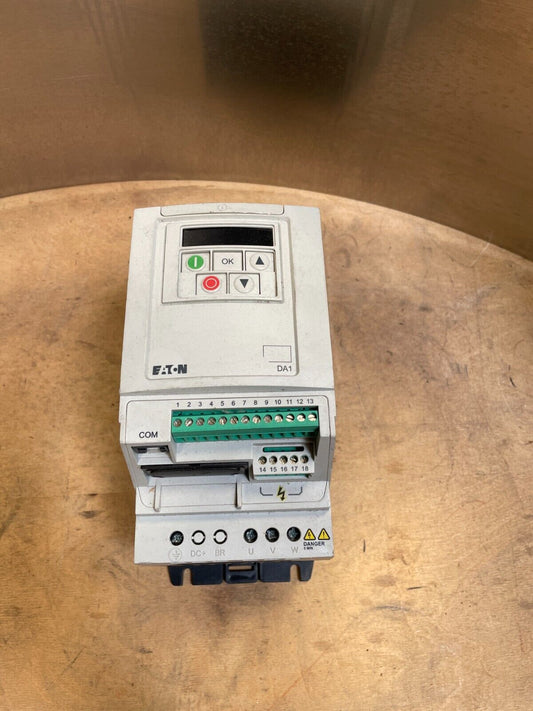 Eaton DA1-327D0FB-A20C White 240V Three Phase Electric Variable Frequency Drive