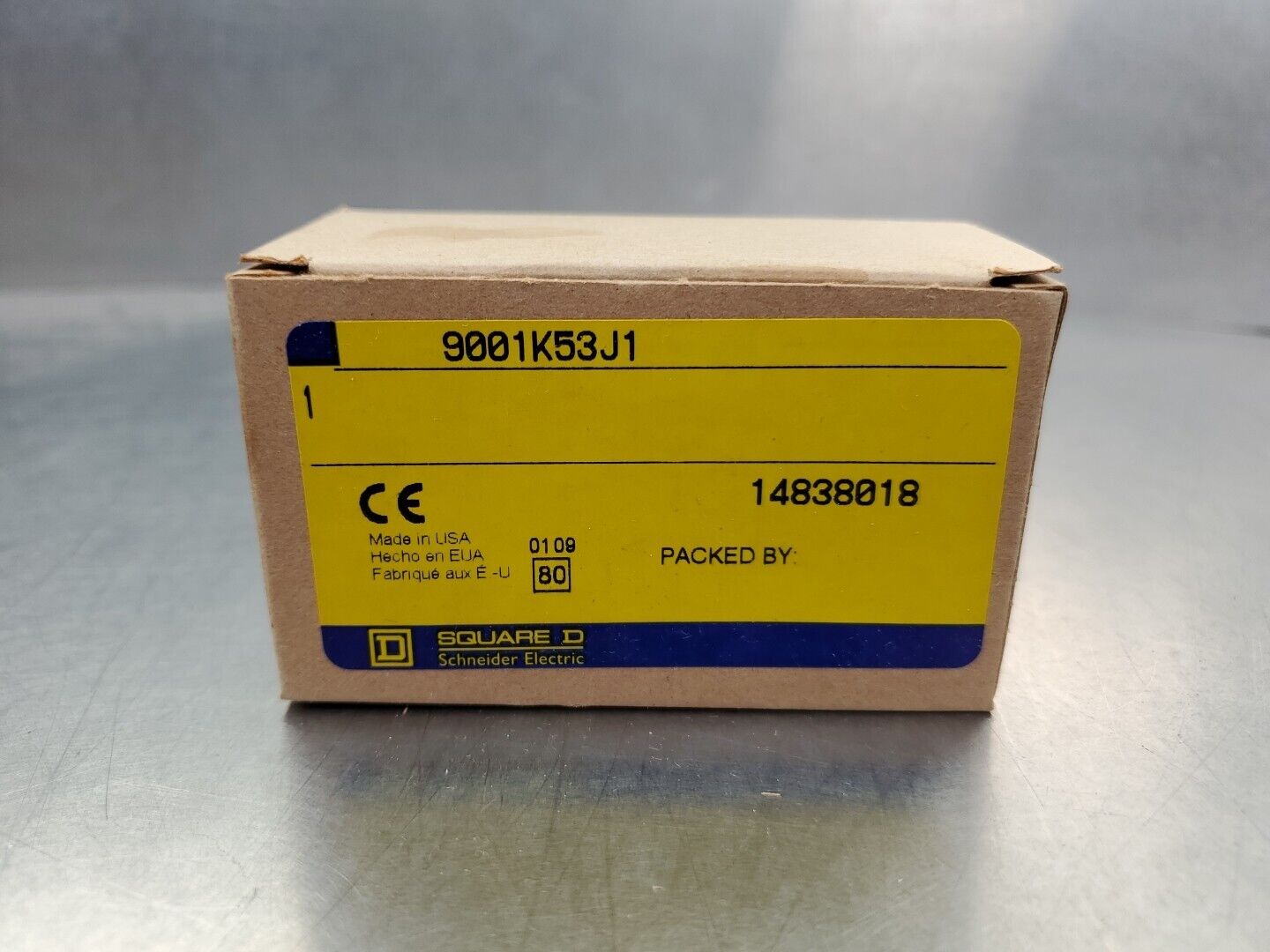 Square D 9001K53J1 Illuminated Selector Switch.                            4B-24