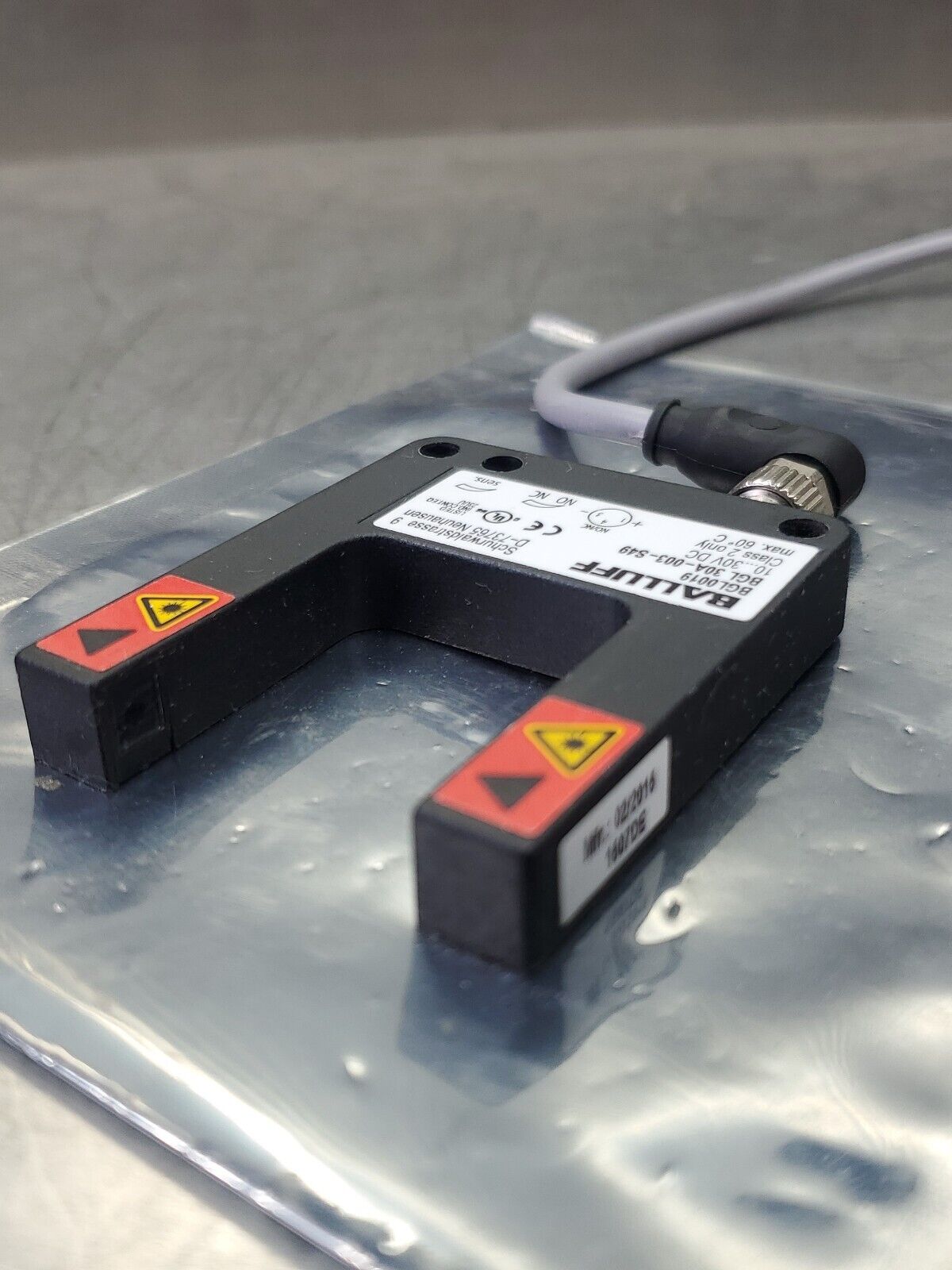 Balluff BGL 30A-003-S49 BGL0019  Photoelectric Sensor w/Cable.             3D-23