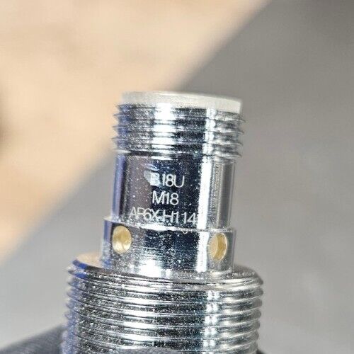 TURCK B18U M18 AP6X-H114 Inductive Proximity Sensor.                    Loc5D-22