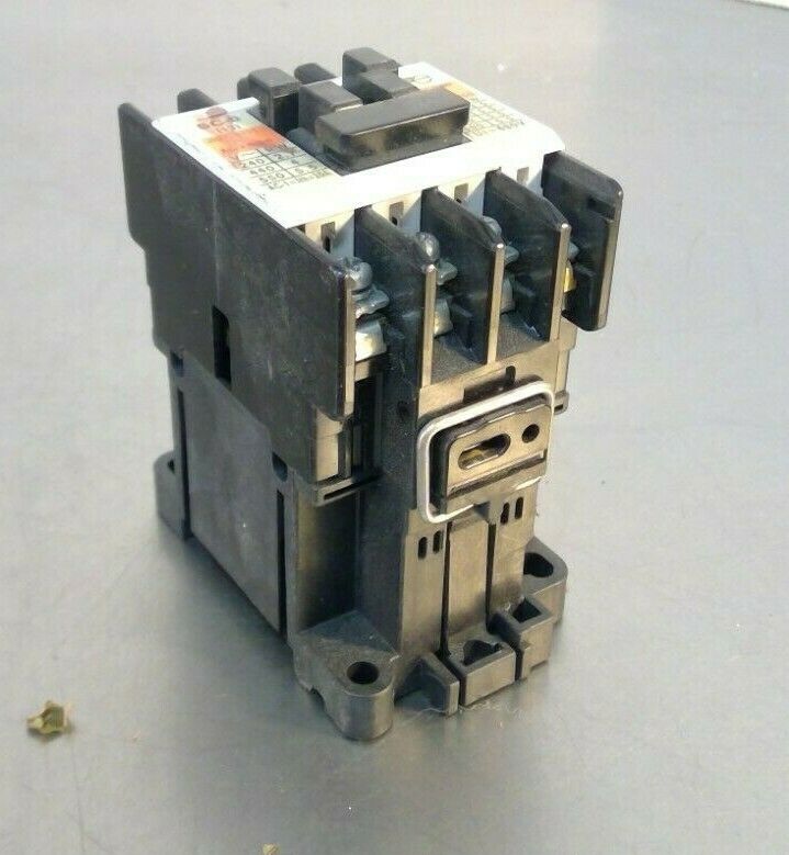 FUJI Electric - SC-0 - SC13AA - Contactor                                  4E-13