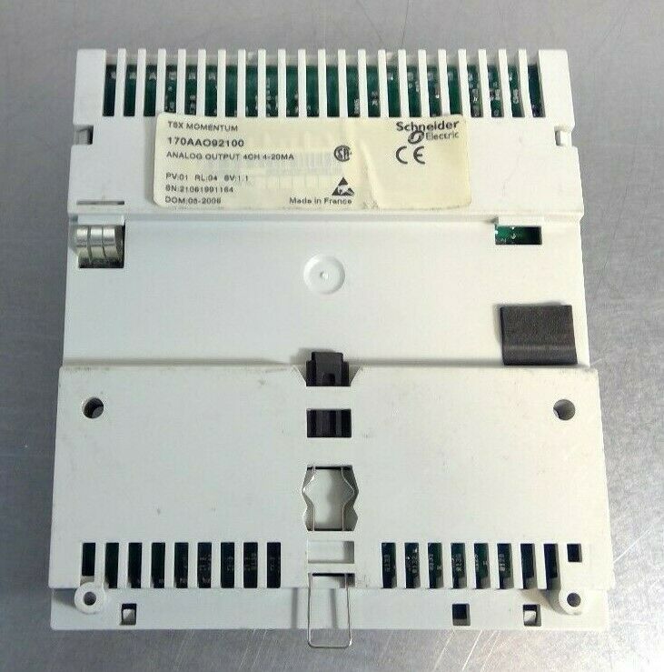 Schneider Electric TSX Momentum 170AAO92100 Analog Output - 170AAO92100     3E-9
