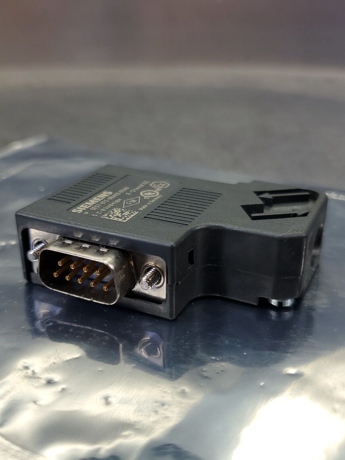SIEMENS 6ES7 972-0BA60-0XA0 PLC BUS CONNECTOR FOR PROFI.                   3D-23