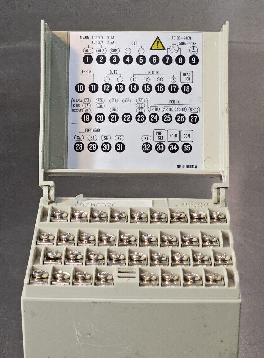 CHINO IRGMEG2R (MG04ZA013) 100-240 V AC 50/60 Hz 15 VA.                    3C-19