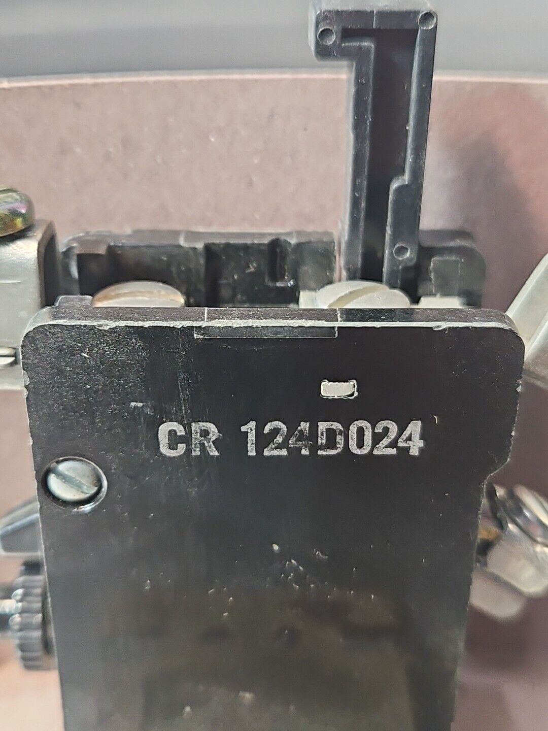 GENERAL ELECTRIC CR124D024 OVERLOAD RELAYPRICE.      Loc4D32
