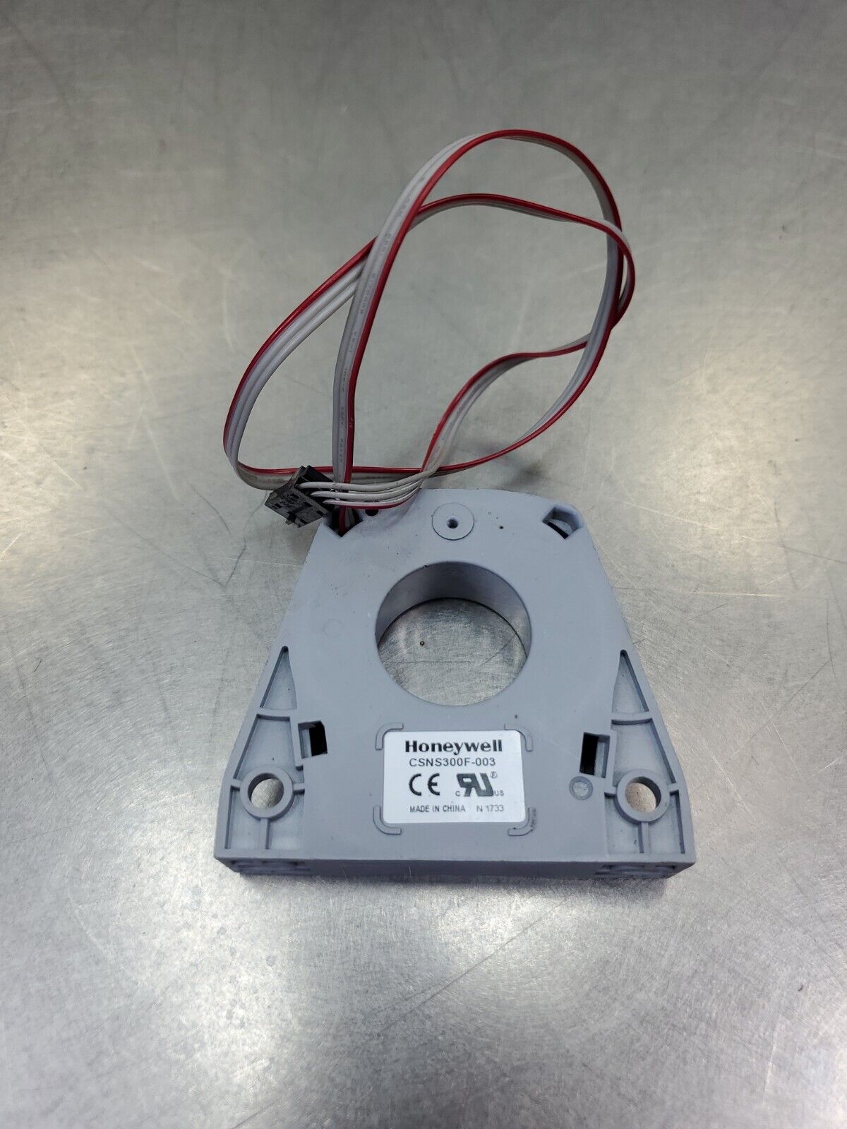 Honeywell CSNS300F-003 Current Sensor Module.                              3E-17