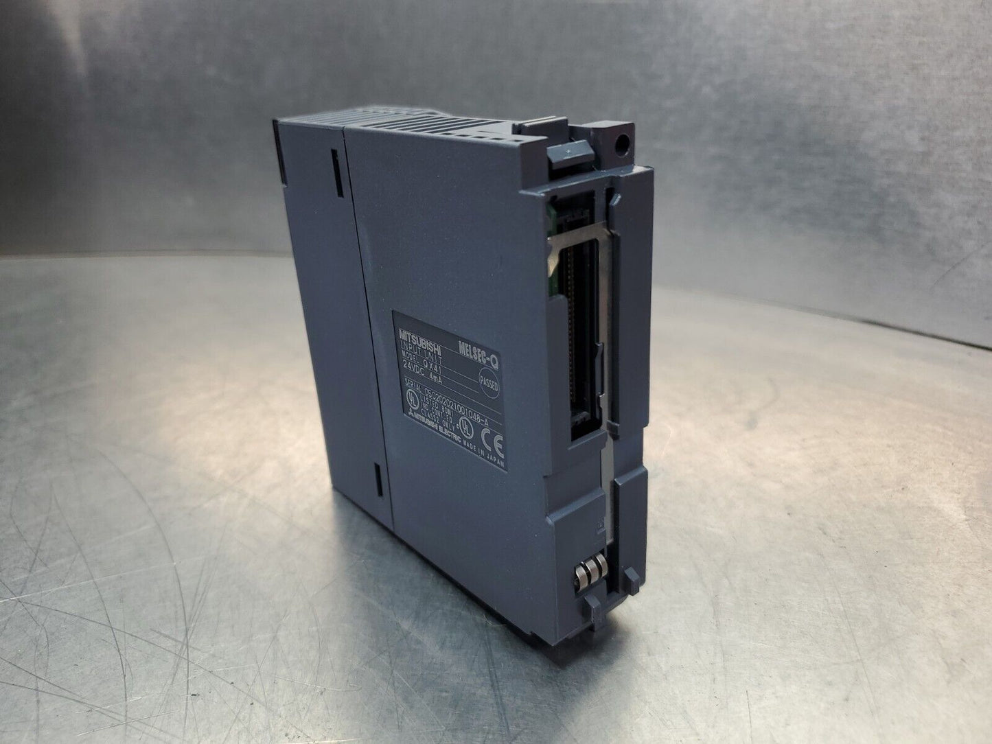 Mitsubishi QX41 24VDC Input Module.                                        3C-21