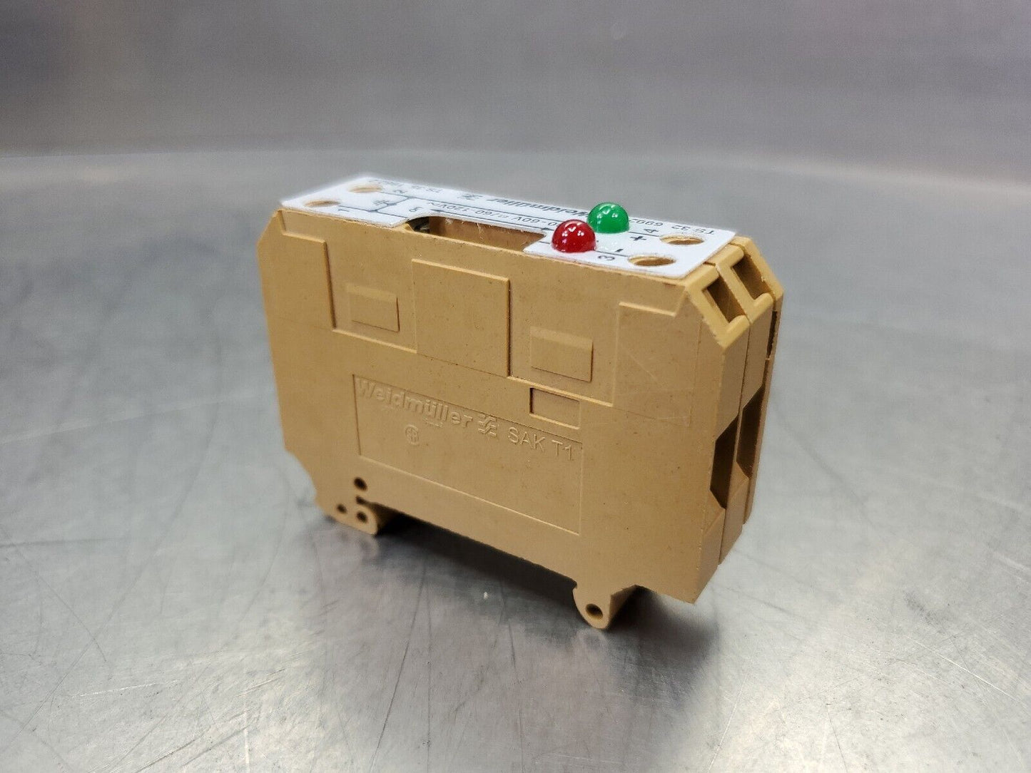 Weidmüller TS32 6992.2/TS35 1982.2 Relay Module.                              4H