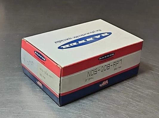 Banner NO5-Q08-RP7 Diffuse Mode Sensor.     Loc5D21