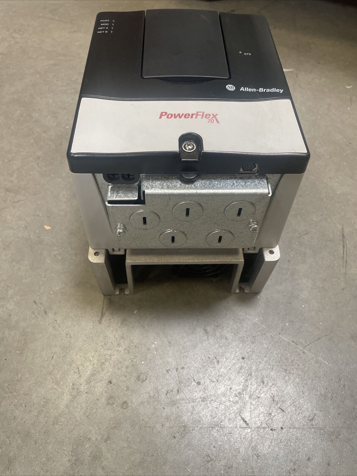 Allen Bradley 20AD3P4A0AYNANC0  Ser. A 2 HP @1D