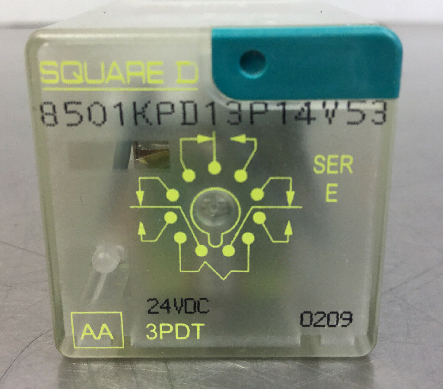 Square D 8501KPD13P14V53 /E 24 VDC Coil Relay   5E