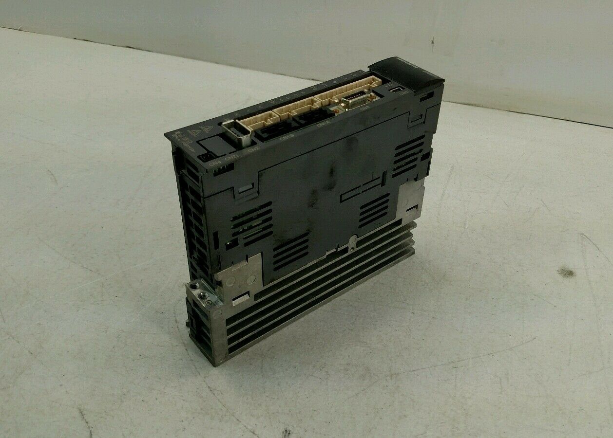 Mitsubishi MR-J3-10B-EB AC Servo Drive 170V 1.1A 100W 3Ph    1E