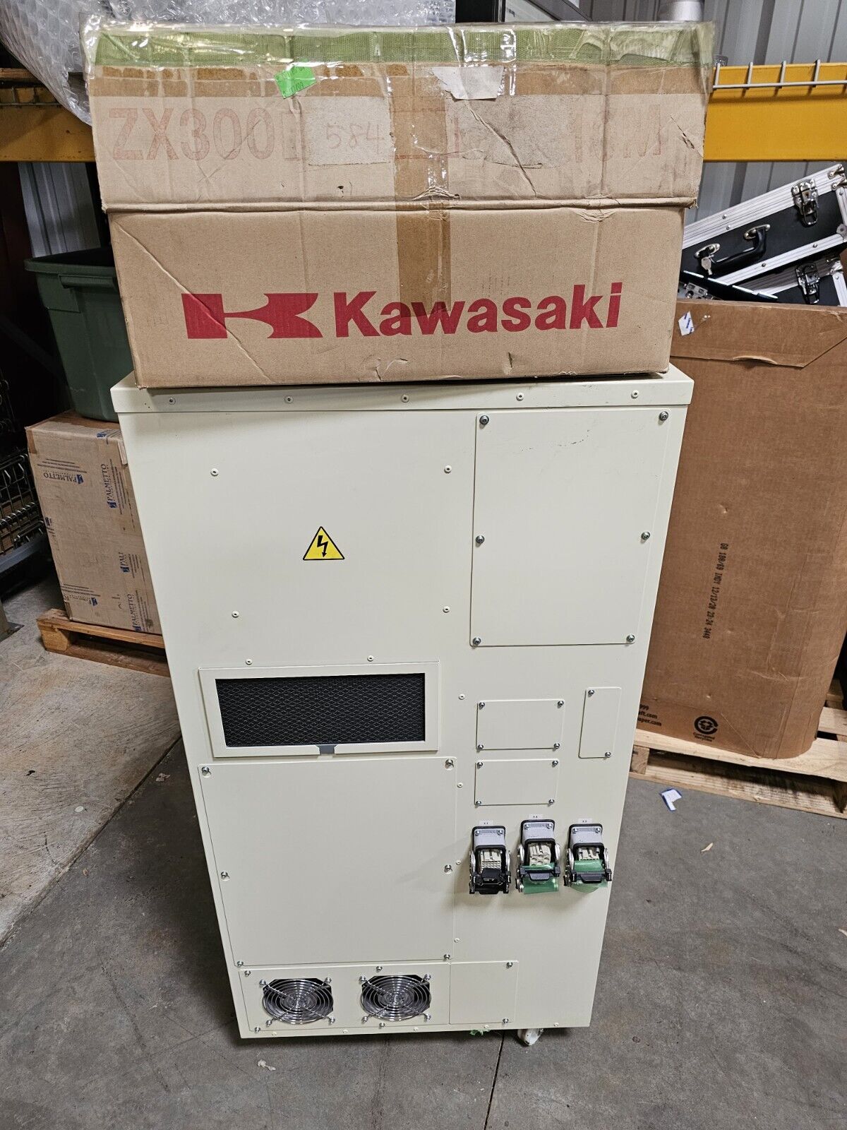 Kawasaki ZZX300S B Robot w/ D32F D001 CONTROL CAB/50817-1347 Teach PENDANT