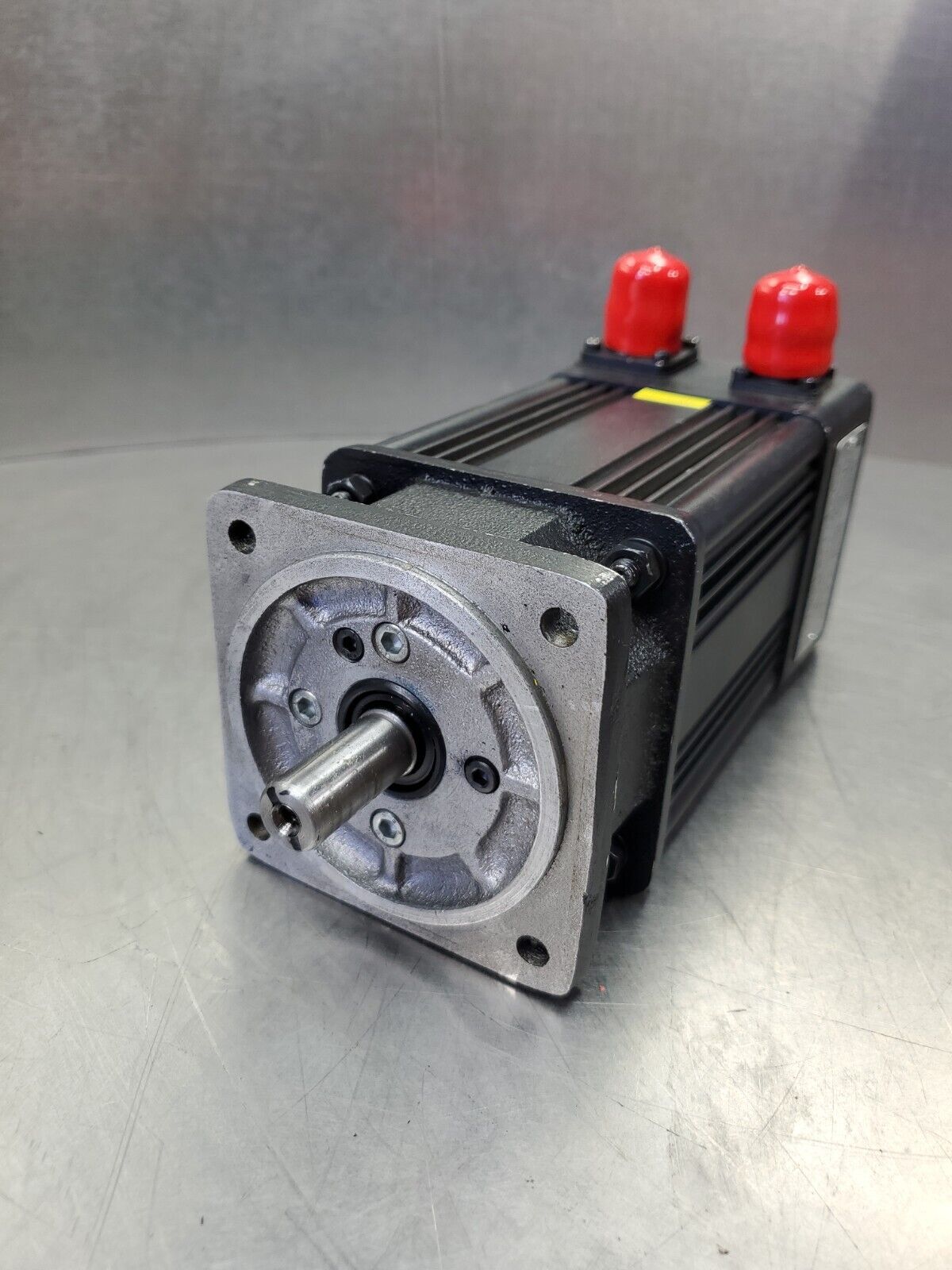 Eurotherm AC R 0060-6/1-6-BBR AC Servomotor, 6000RPM.                       1-E4