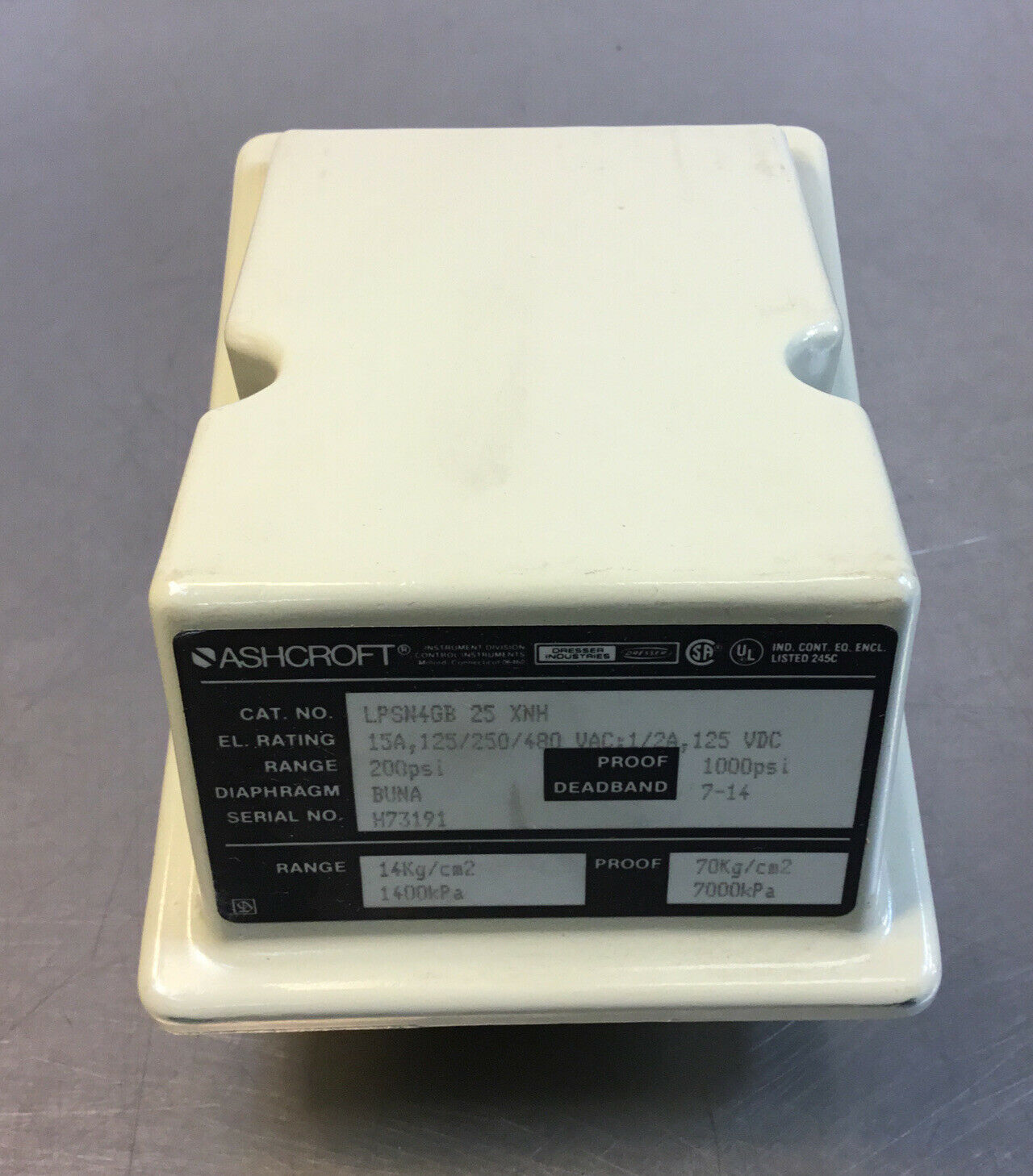 ASHCROFT LPSN4GB 25 XNH SNAP ACTION PRESSURE SWITCH 200PSI     6B