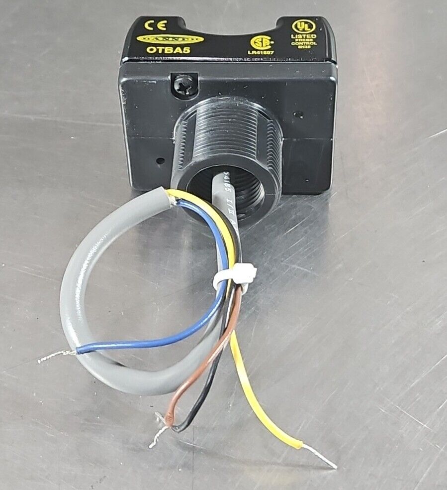 Banner OTBA5 Single Point Optical Momentary Action Touch Button.        Loc5E-20