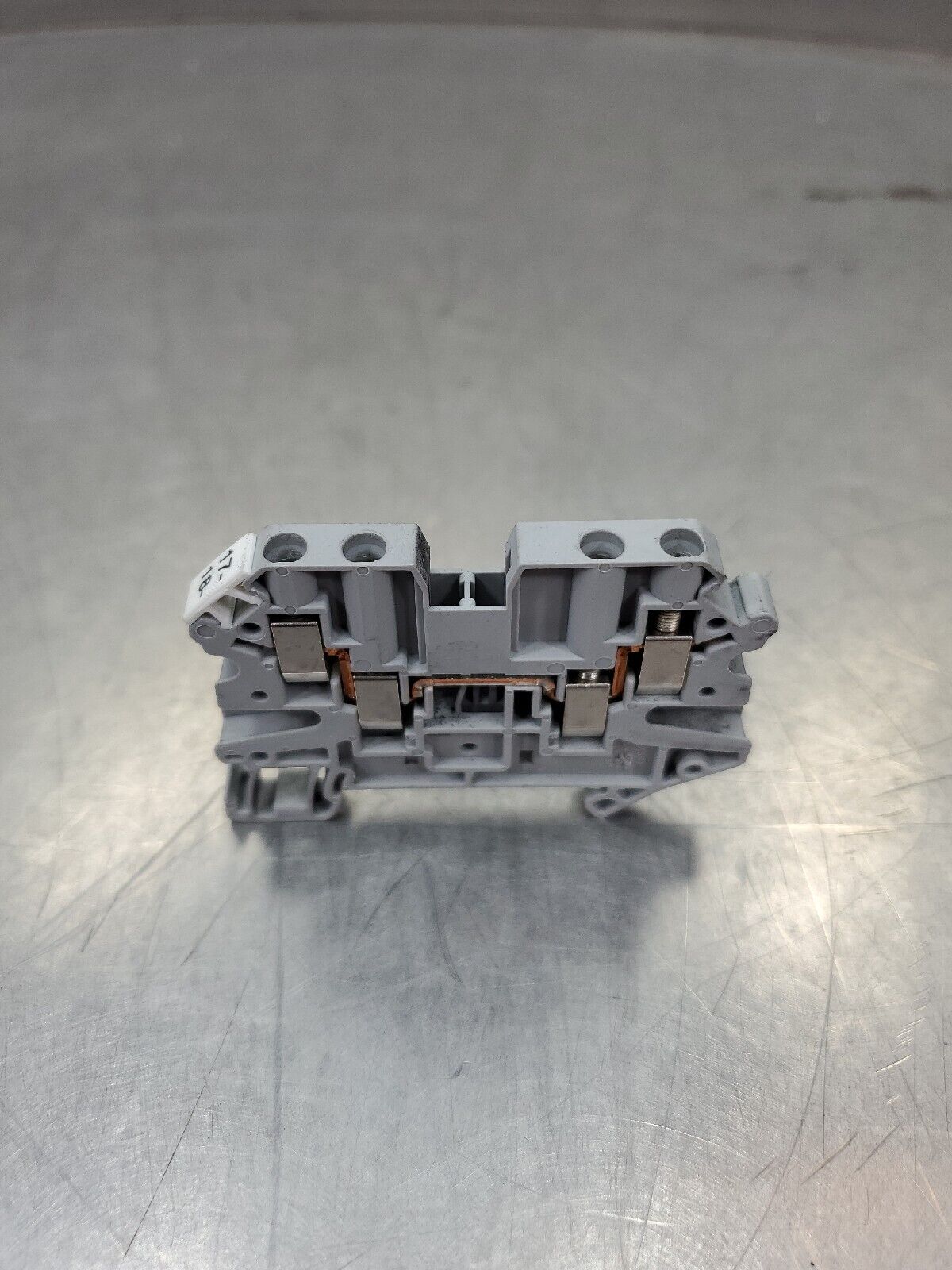 Phoenix Contact Typ UT 4-QUATTRO Feed Through Terminal Block.               4D-8