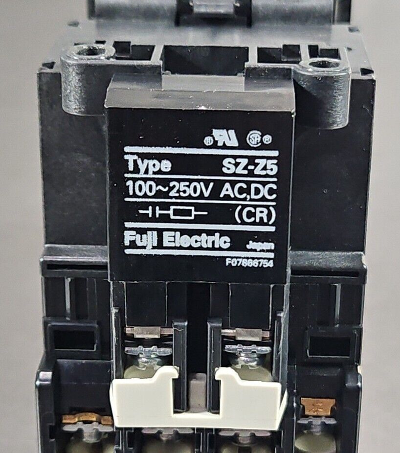 FUJI SC-4-0 with TR-5-1N/3. Reversing Contact.                            4D-24