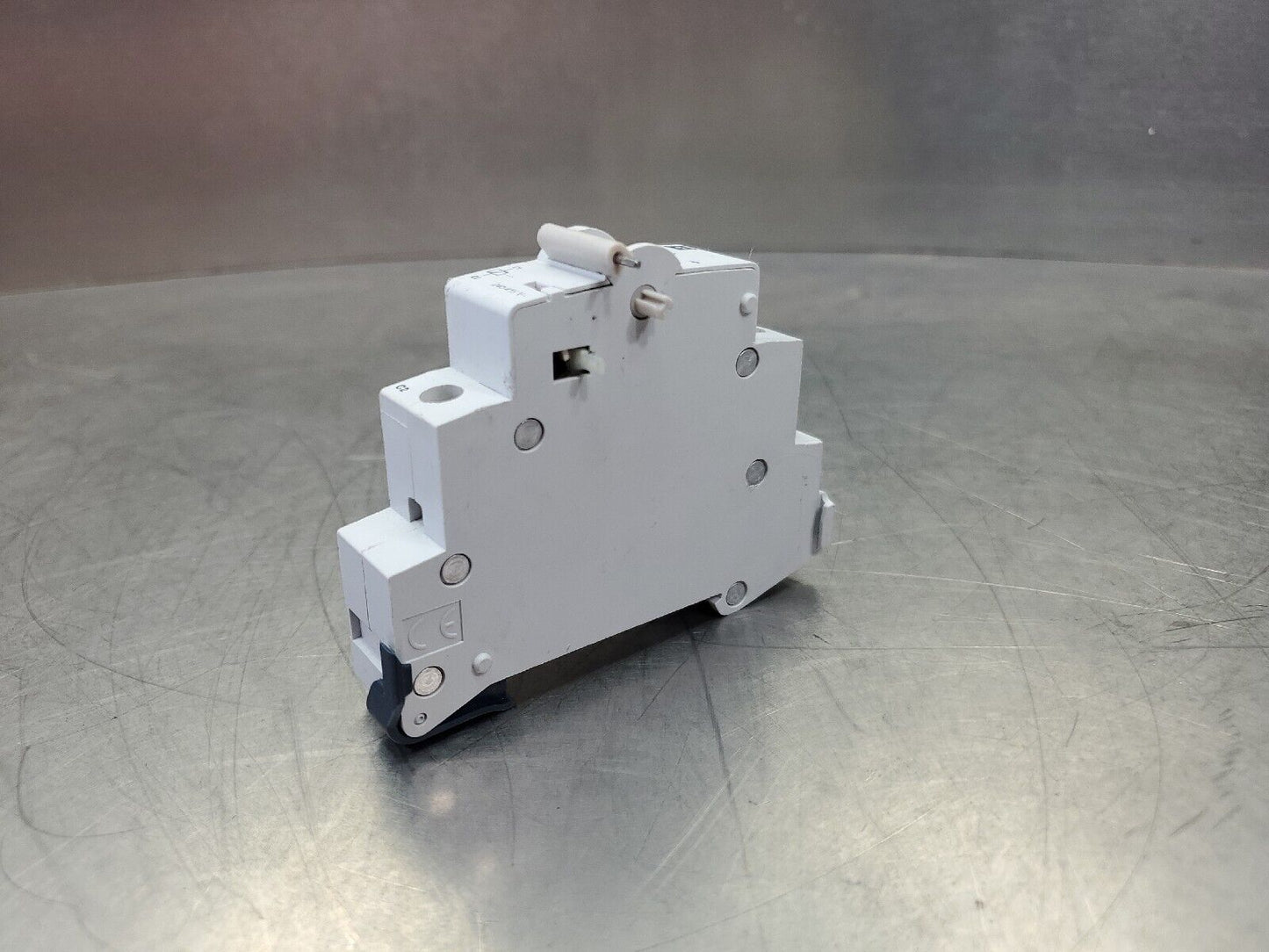 Cutler-Hammer WST415A 240-415VAC Shunt Trip Circuit Breaker.               4E-11