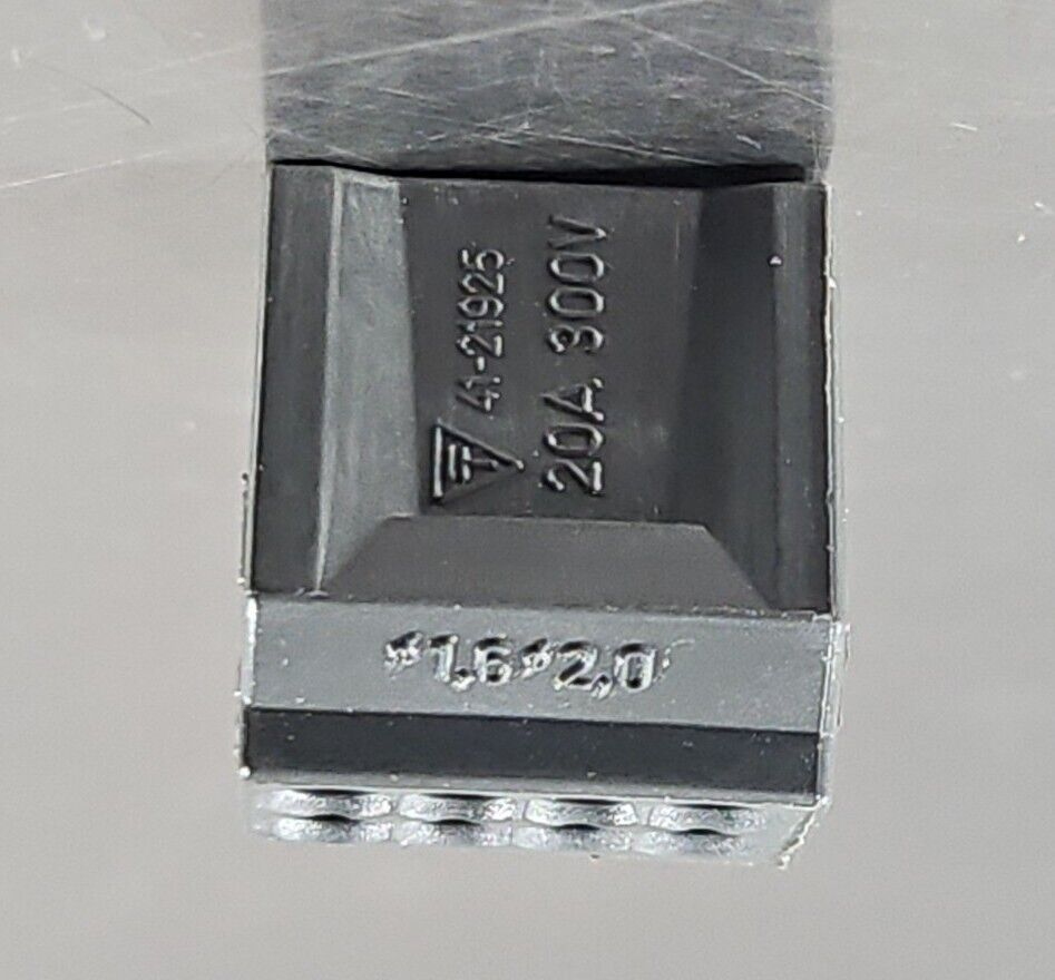 Wago 273-103 Conductor Ground Terminal Block - Lot of 29.               Loc3E-26