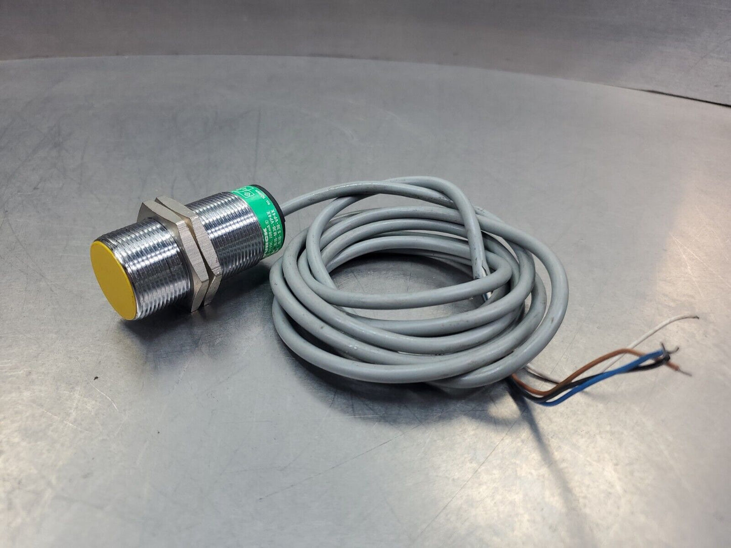 Turck BI10-M30-VP4X Proximity Sensor.                        3E-26