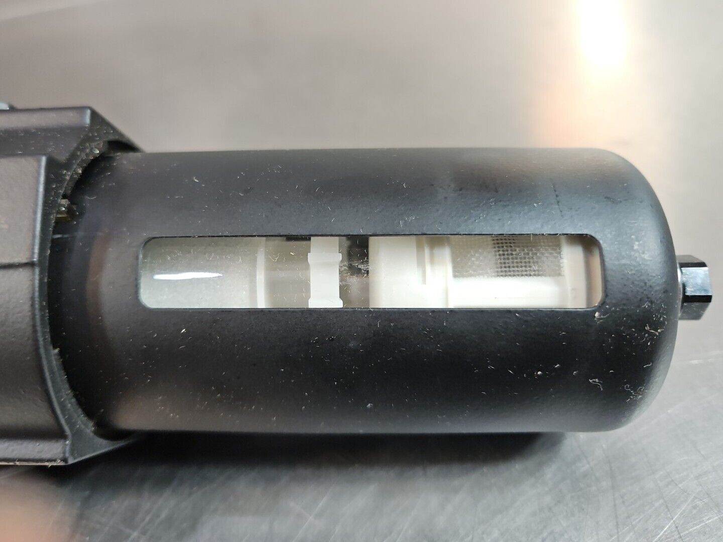 NORGREN B7AG-6AK-AP3-RMG Pressure Regulator/Filter.                        6D-13