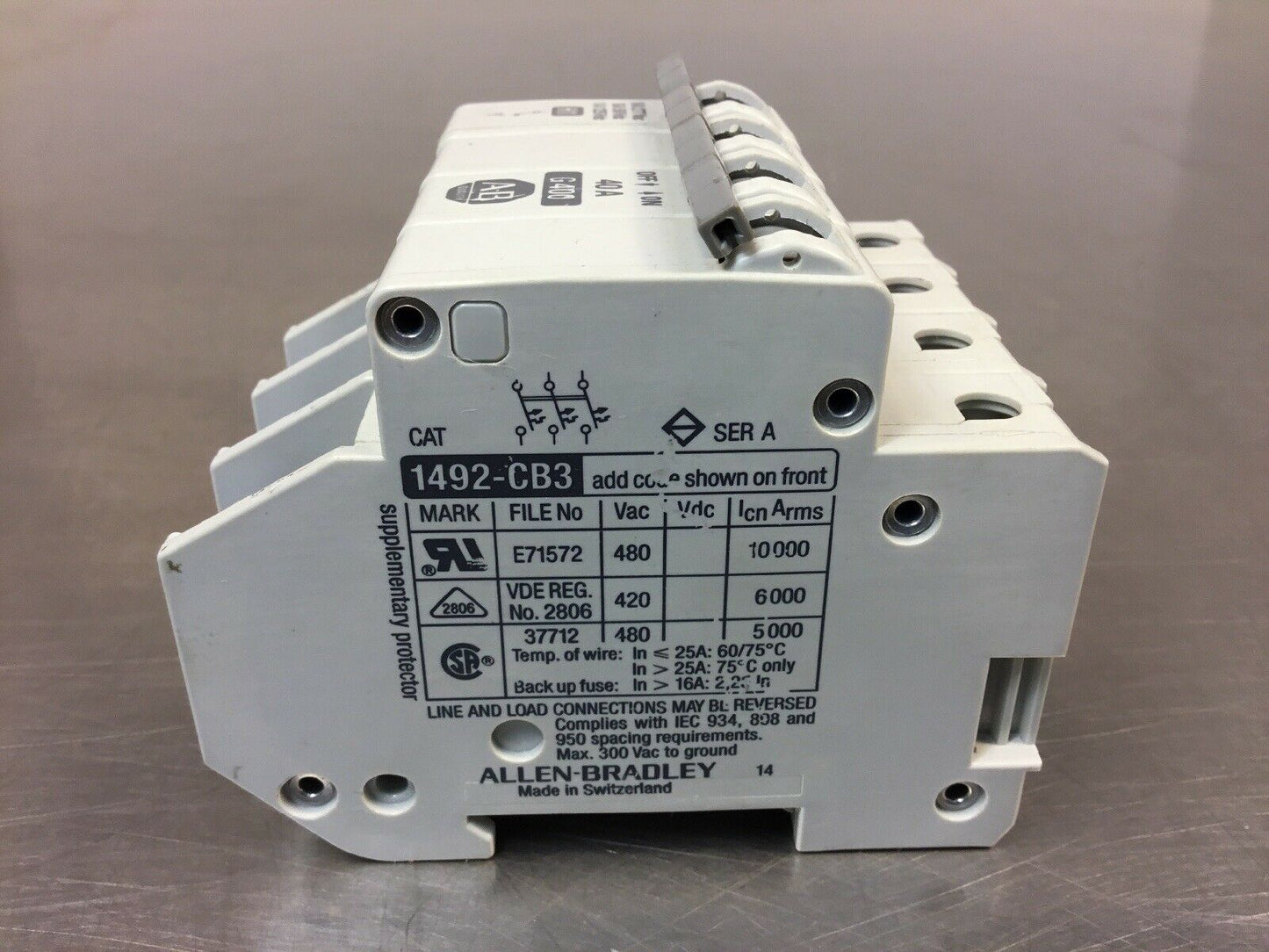ALLEN BRADLEY 1492-CB3G400-H1 /A 40A Circuit Breaker    4B