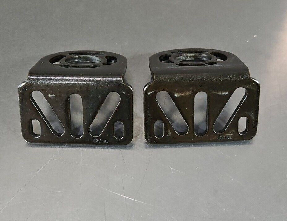 Banner EZAMBK20 EZScreen Mounting Retrofit Bracket (2/Pack) Loc 4E