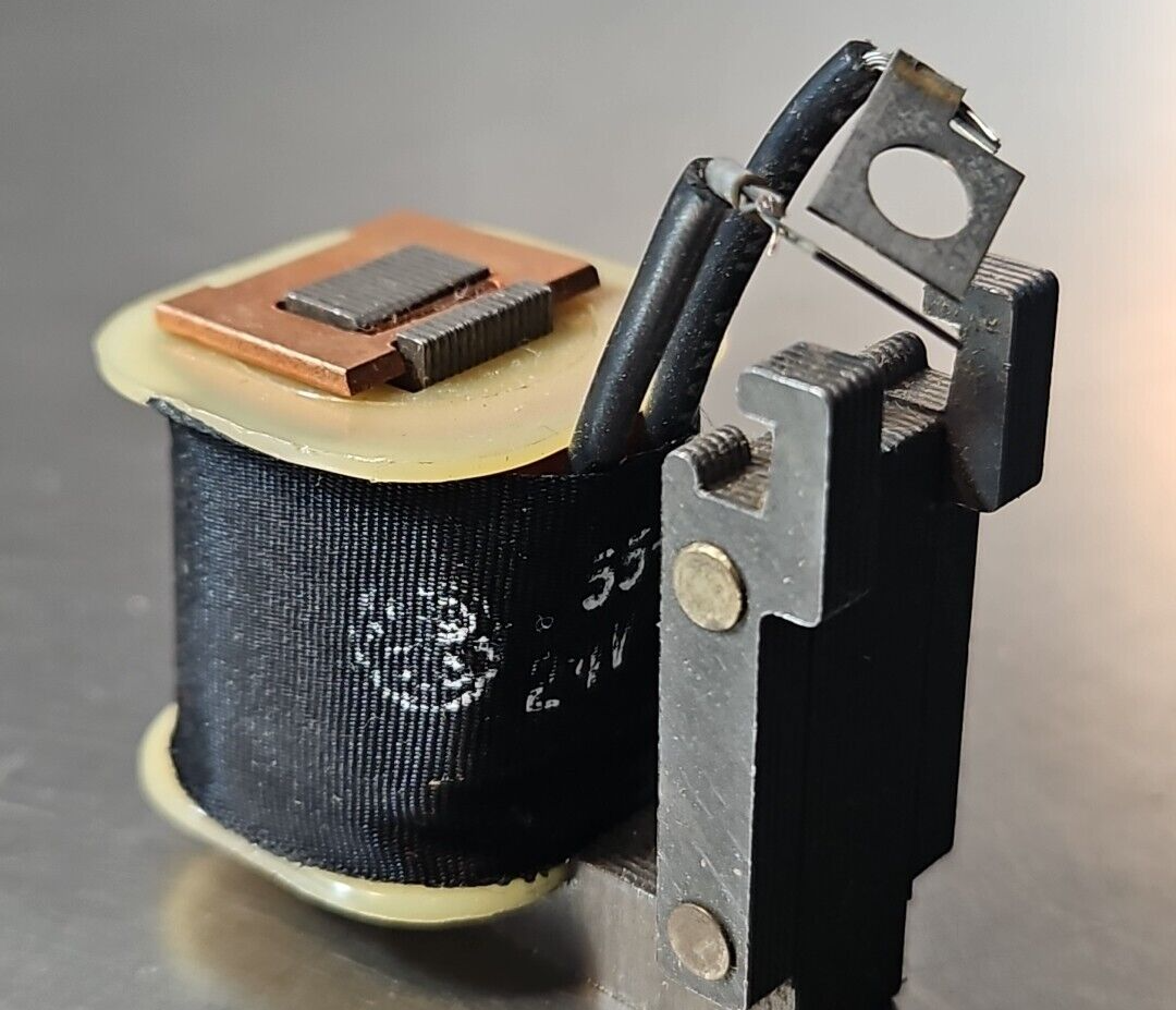 General Electric 55-500057G2  Coil 115 V/ 60Hz.                      Loc4D29