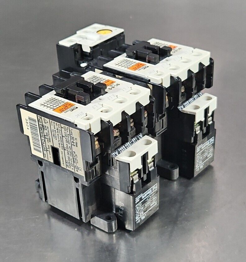 FUJI SC-4-0 (2) with TR-5-1N/3. Reversing Contact.                         4D-18