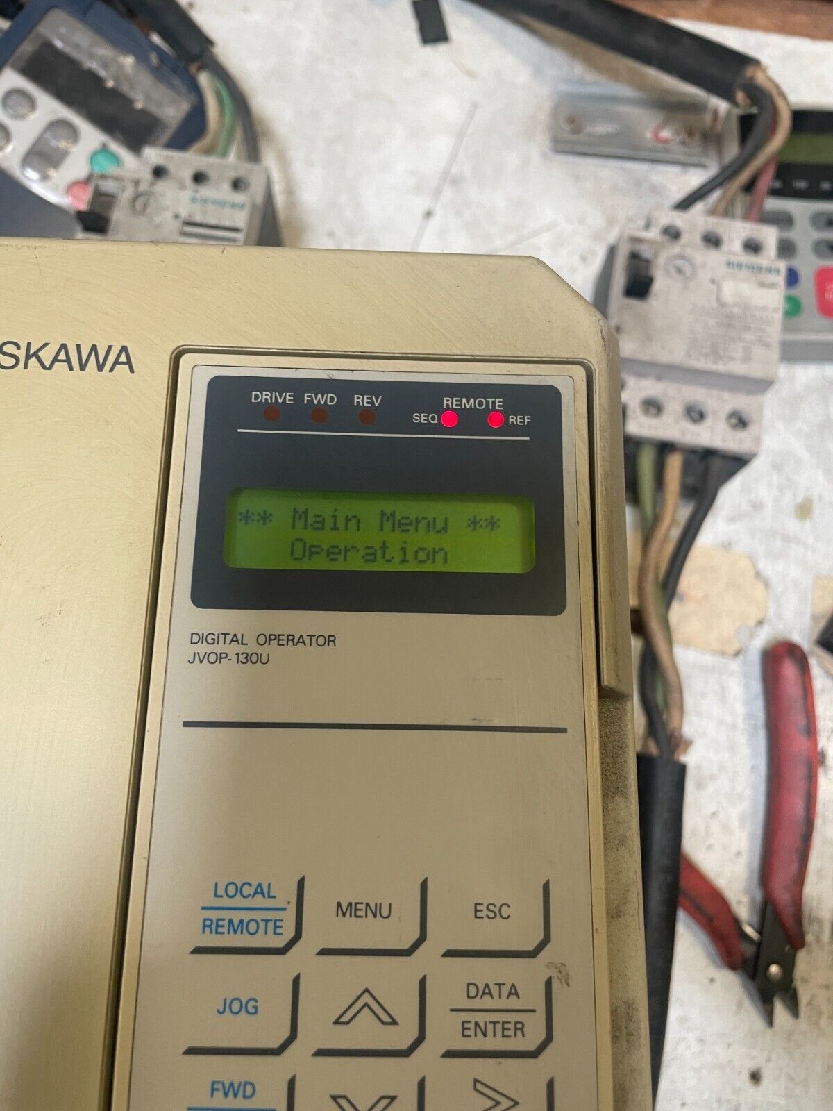 YASKAWA ELECTRIC CIMR-G5M41P5 / CIMRG5M41P5 (USED TESTED CLEANED) @2A