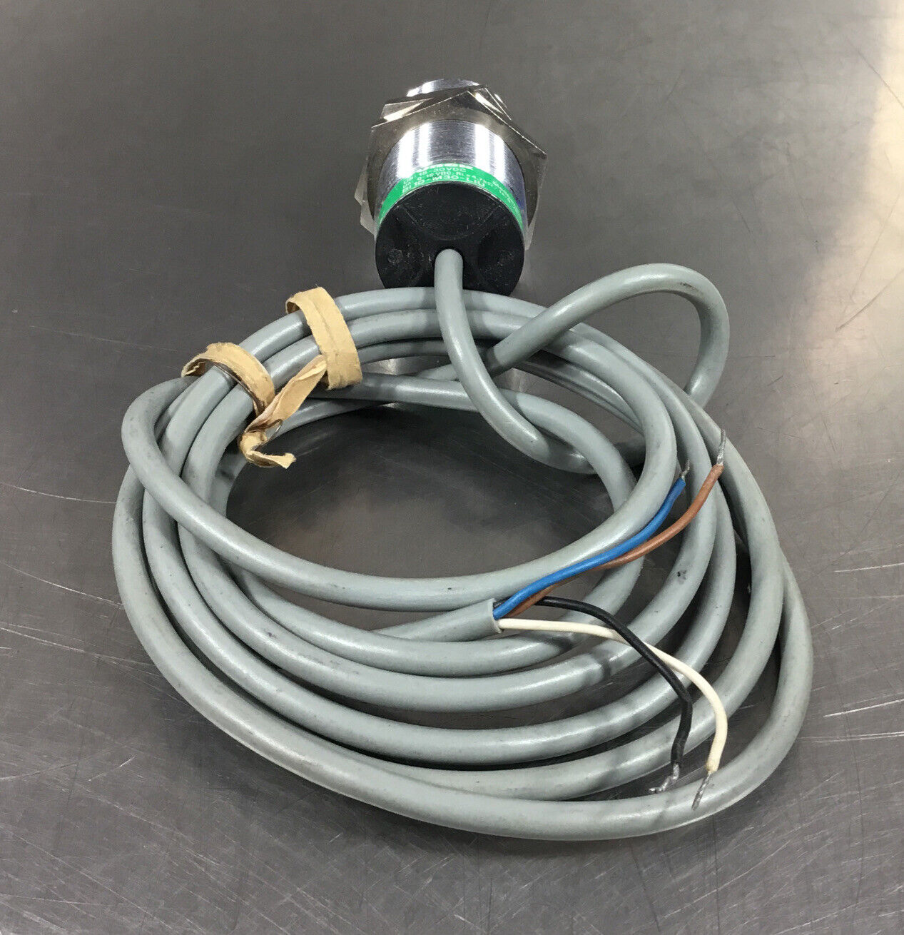 Turck  BI10-M30-LIU Proximity Sensor BI10M30LIU 0-10VDC       5E-9