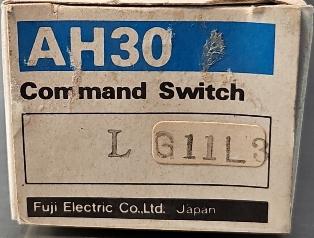 FUJI Electric AH30-L-R11L3 Command Switch.                             Loc4B-26