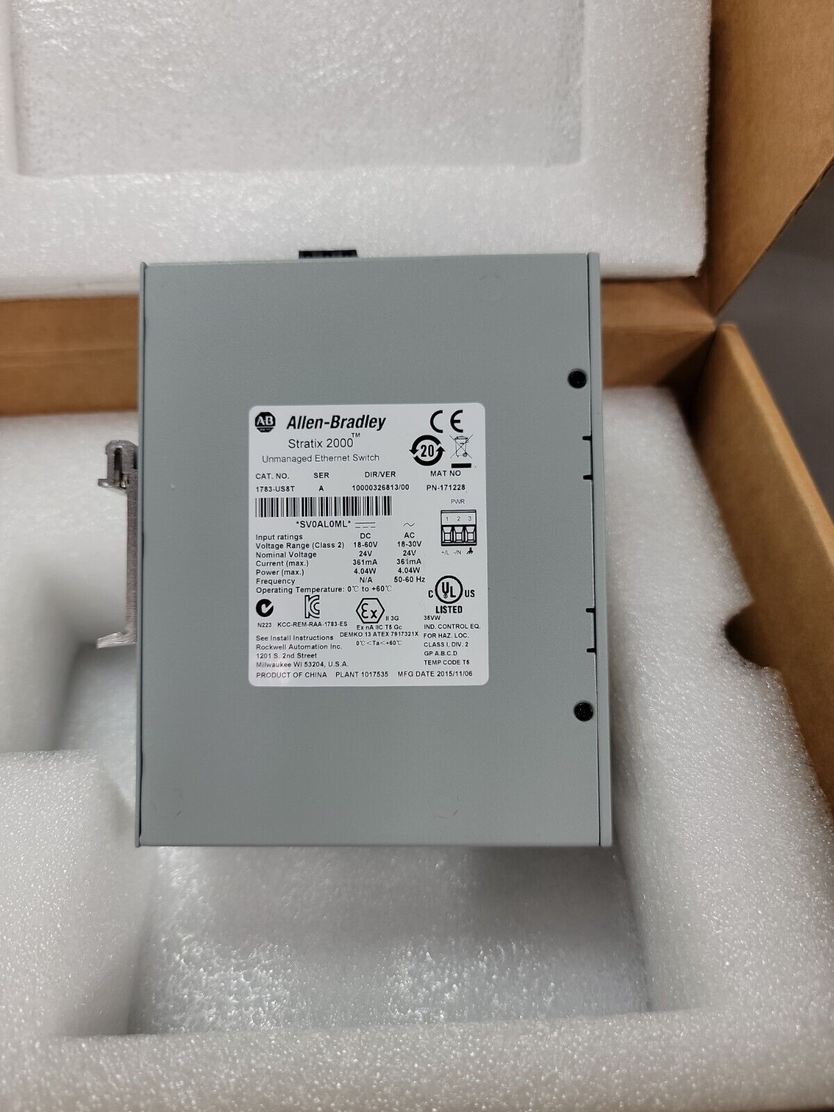 New Allen Bradley 1783-US8T /A Stratix 2000 Enet Switch Unmanaged loc.3E-27