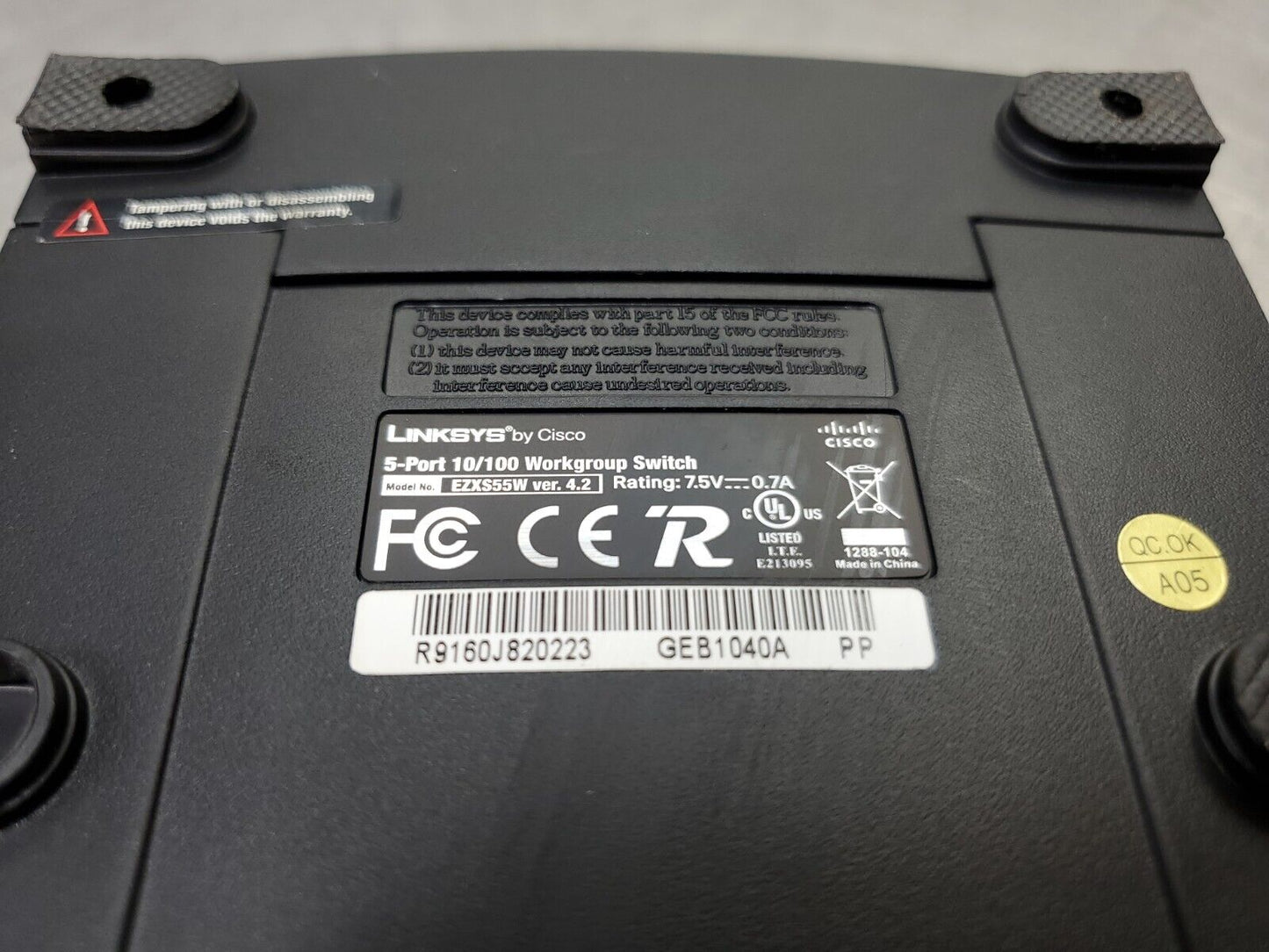 LINKSYS CISCO EZXS55W Ver 4.2 10/100 5-Port Workgroup Switch.               3D-4