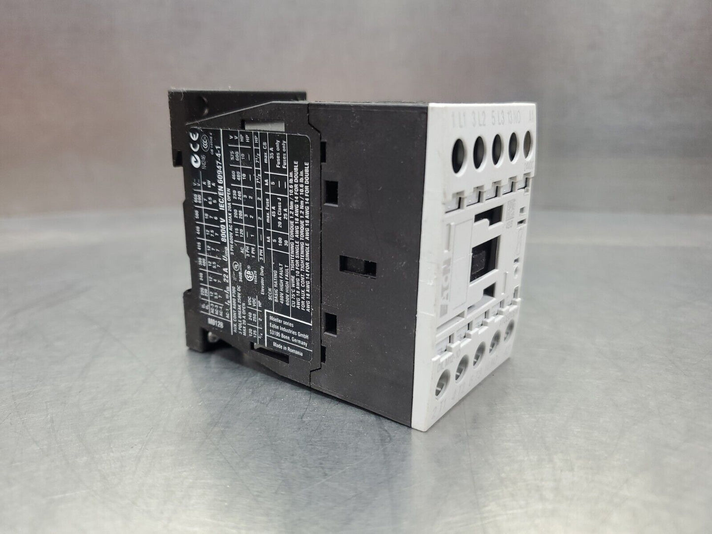 Eaton XTCE012B10A Type DILM12-10 3 Pole 24VDC Contactor.                    4E-9