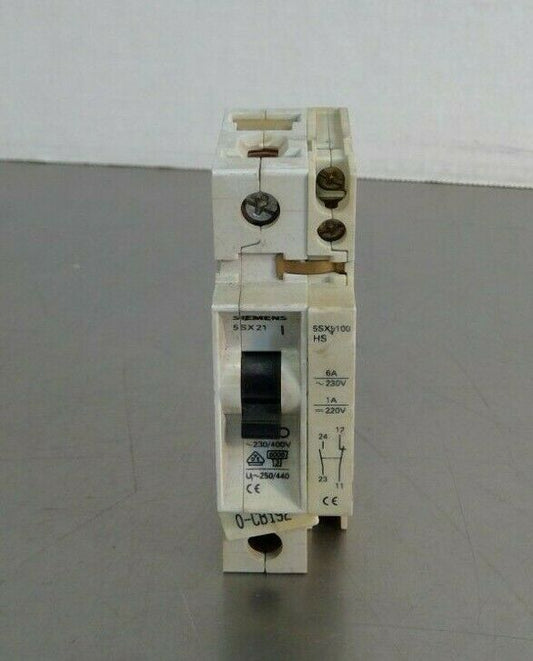Siemens - 5SX21 B16 - Circuit Breaker w/ 5SX9100 HS                           4G