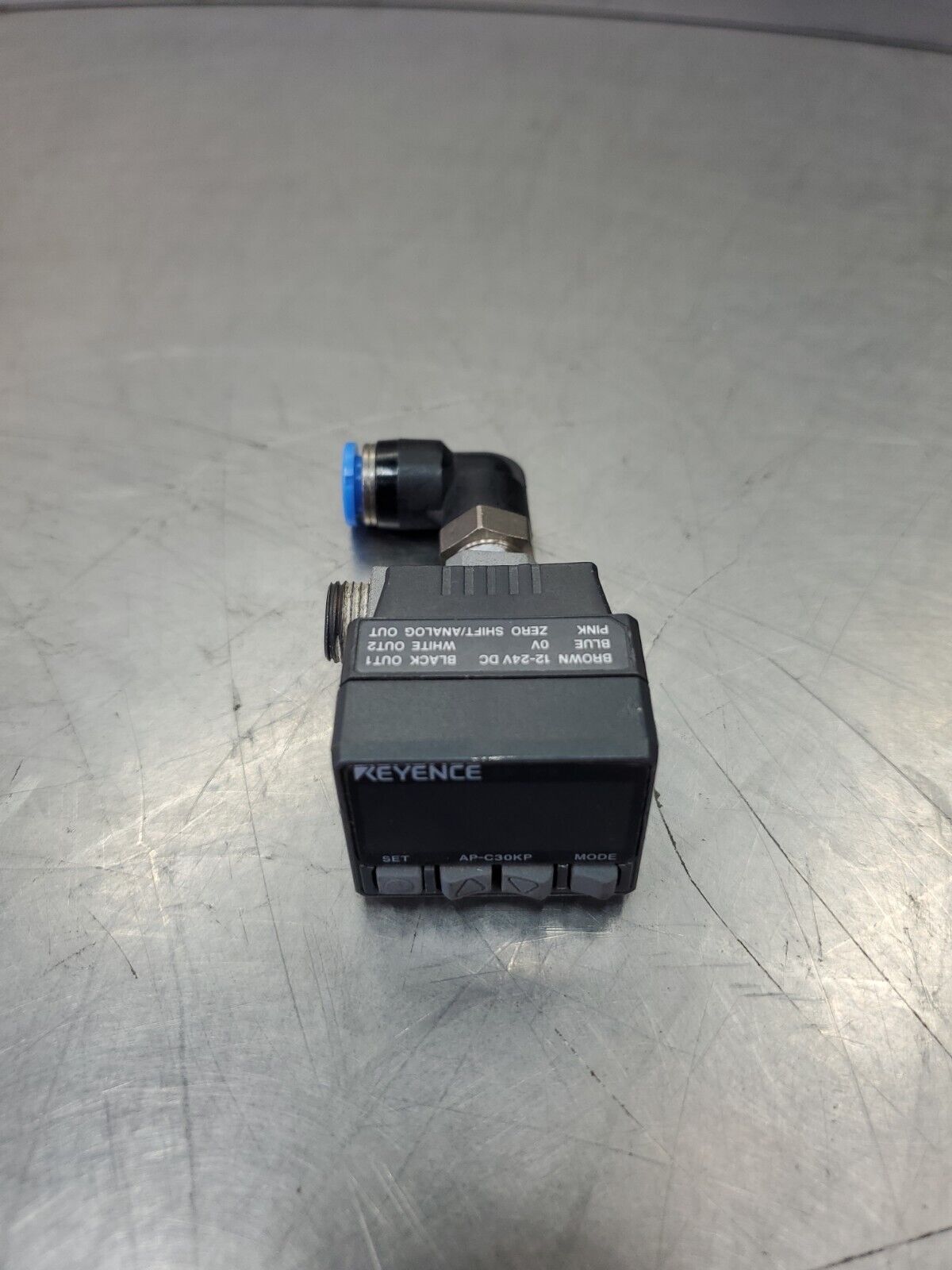 Keyence AP-C30KP Digital Pressure Sensor.                                  6D-11