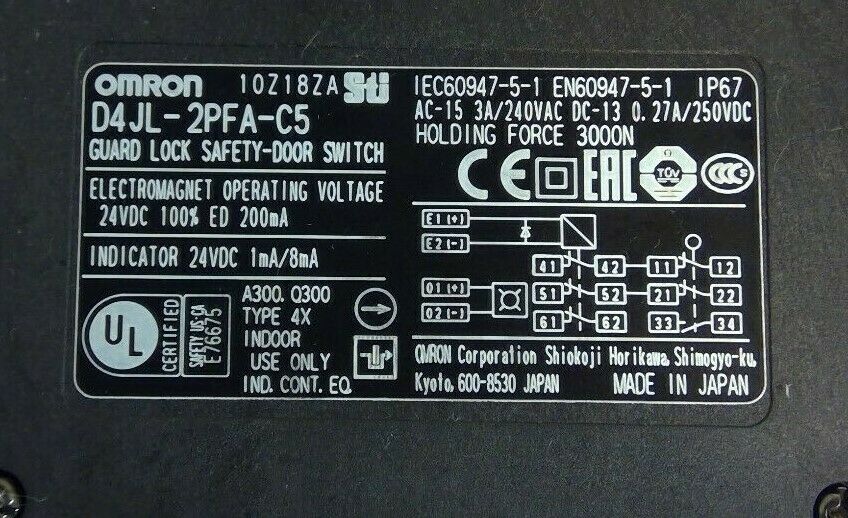 Omron D4JL-2PFA-C5 Guard Lock Safety-Door Switch                              5D